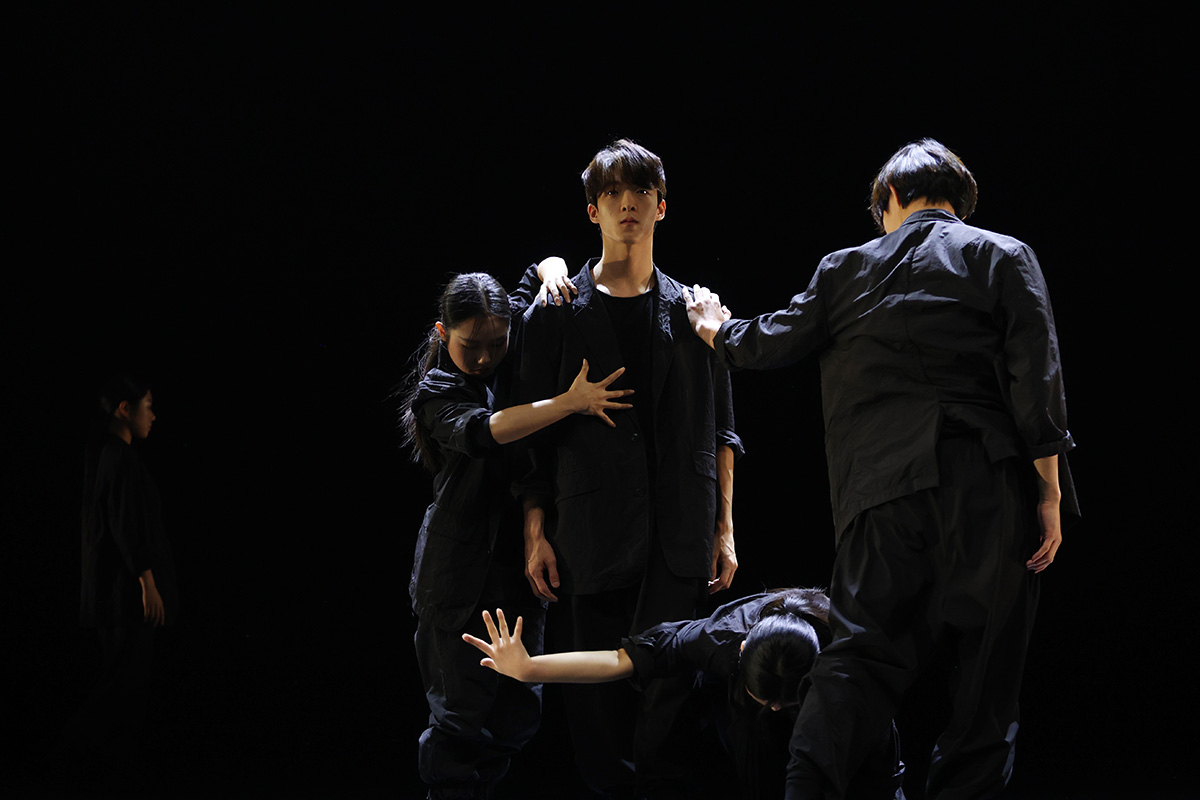 1200px_246A0527_crop.jpg